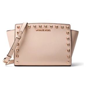 MICHAEL Michael Kors Selma Medium Messenger